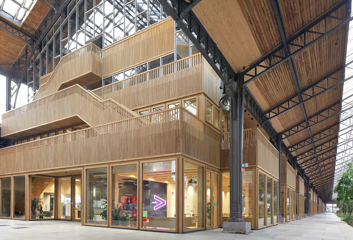 A wooden skeleton structure was constructed around the shopping, dining and event complex 