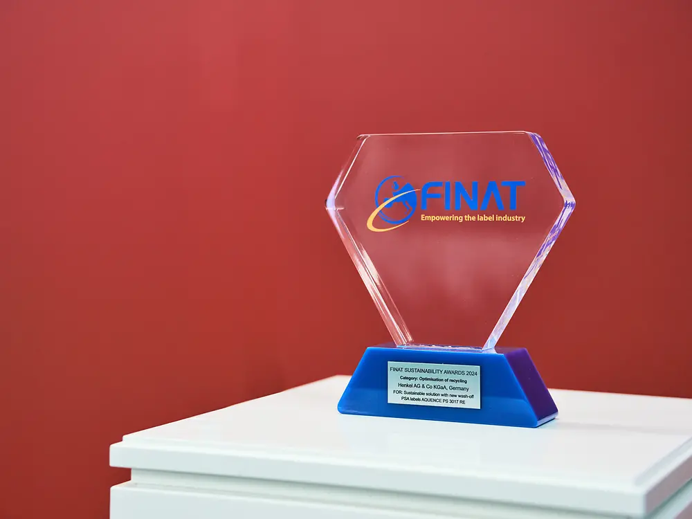 
Henkel Adhesive Technologies has been presented with the FINAT Sustainability Award 2024 in the “Optimisation of recycling” category. 